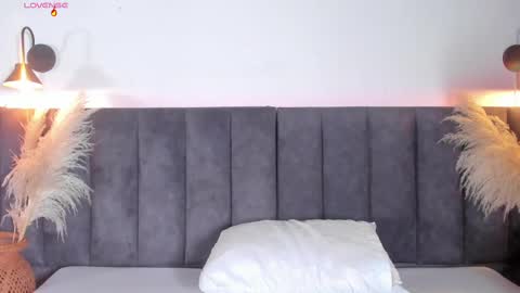 Snapshot of martina_jackson_ chatting on 19, 9, 2025 Laura online show from 19, 9, 2025