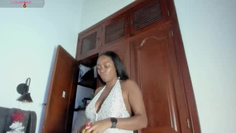 Laura online show from 23, 12, 2025