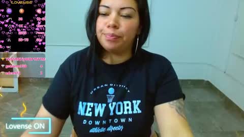 Hey im martina online show from 28, 2, 2025