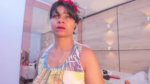 martina touss  online show from 2, 12, 2025