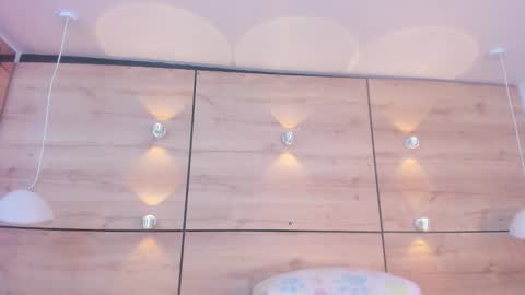 martina touss  online show from 13, 12, 2025