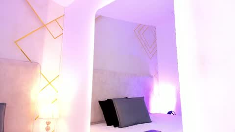 Martina  online show from 11, 4, 2026