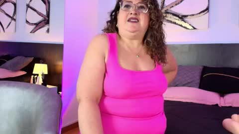 Martina Caicedo online show from 16, 10, 2025