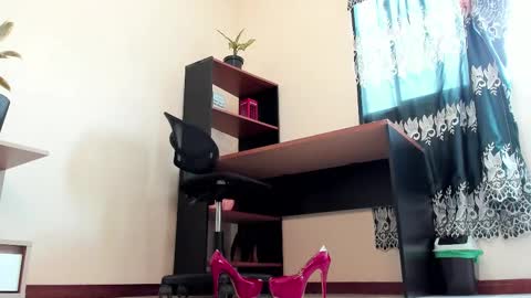 Snapshot of martinasoto chatting on 3, 3, 2025 martinasoto online show from 3, 3, 2025