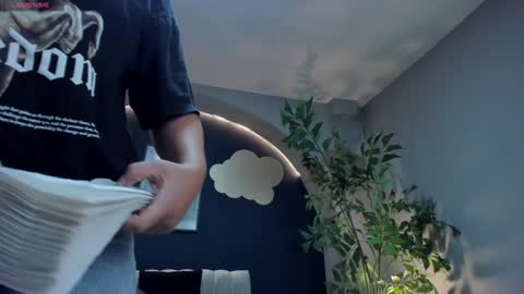 Snapshot of martinnabonnet chatting on 3, 2, 2025 Martinna Bonnet online show from 3, 2, 2025