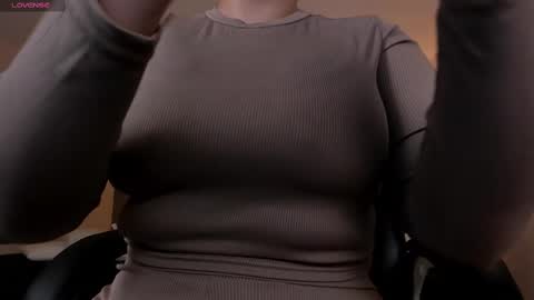 Snapshot of martinnabonnet chatting on 18, 2, 2025 Martinna Bonnet online show from 18, 2, 2025