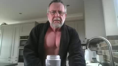 martinrgbxxxx online show from 25, 3, 2026