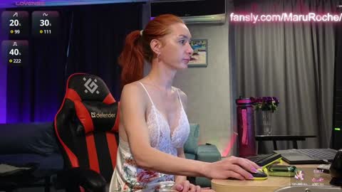 Snapshot of maruroche chatting on 25, 12, 2024 Maru Roche online show from 25, 12, 2024