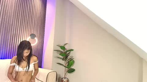 Snapshot of mary_cute9 chatting on 11, 3, 2025 mary_cute9 online show from 11, 3, 2025