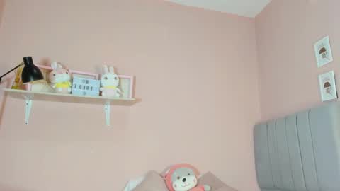 Snapshot of mary_cute9 chatting on 4, 10, 2025 mary_cute9 online show from 4, 10, 2025