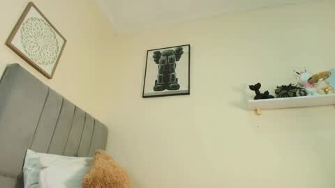 mary_cute9 online show from 7, 4, 2026