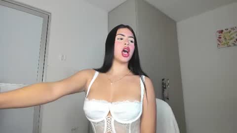 Snapshot of mary_iveet chatting on 29, 7, 2026 MARY model independient online show from 29, 7, 2026