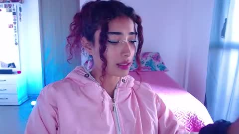 Snapshot of mary_jane1_ chatting on 25, 9, 2025 mary online show from 25, 9, 2025