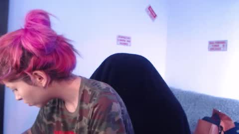                      100   online show from 12, 11, 2025