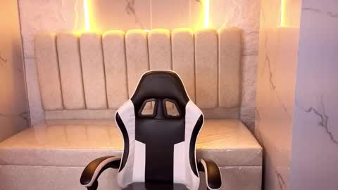 mary_luxx_tp online show from 2, 11, 2025