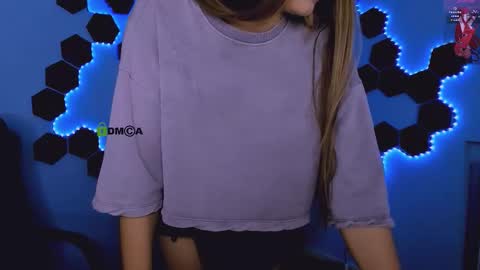 mary_moon__ online show from 9, 3, 2026