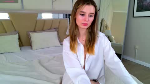 Snapshot of marybeth_snow chatting on 5, 3, 2025 Marybeth online show from 5, 3, 2025