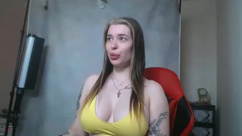 Snapshot of maryh0tlove chatting on 20, 4, 2026 maryh0tlove online show from 20, 4, 2026