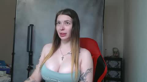 Snapshot of maryhotloves chatting on 4, 10, 2025 MaryHotLoves online show from 4, 10, 2025