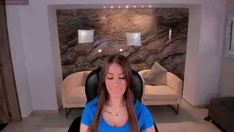 Snapshot of marylewis_ chatting on 20, 10, 2025 Mary online show from 20, 10, 2025