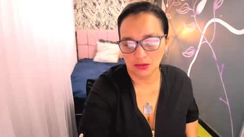Marylin online show from 3, 3, 2025