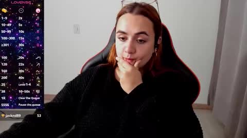 Snapshot of maryluna95 chatting on 29, 10, 2025 Dulce Maria online show from 29, 10, 2025