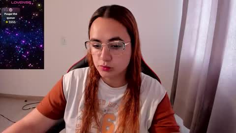 Snapshot of maryluna95 chatting on 27, 11, 2025 Dulce Maria online show from 27, 11, 2025