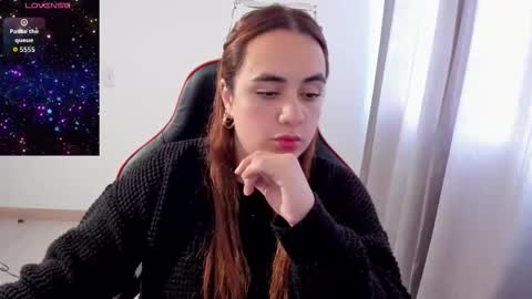 Snapshot of maryluna95 chatting on 16, 12, 2025 Dulce Maria online show from 16, 12, 2025