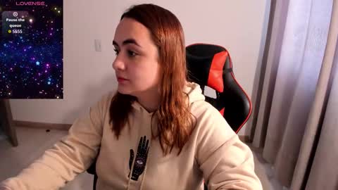 Dulce Maria online show from 25, 2, 2026