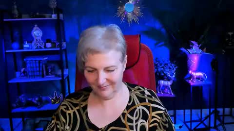 Snapshot of marymogan chatting on 13, 10, 2025 marymogan online show from 13, 10, 2025