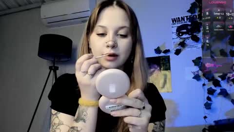 Mary x online show from 9, 3, 2025