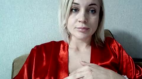 Snapshot of maryyemm chatting on 2, 12, 2024 maryyemm online show from 2, 12, 2024