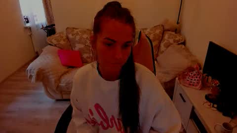 Snapshot of masha179807 chatting on 13, 11, 2025 Masha online show from 13, 11, 2025