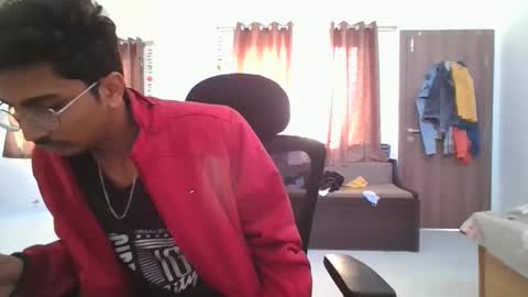 Snapshot of maskboyz2003 chatting on 18, 1, 2025 maskboyz2003 online show from 18, 1, 2025