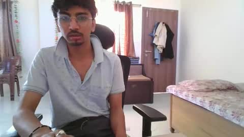 Snapshot of maskboyz2003 chatting on 2, 3, 2025 maskboyz2003 online show from 2, 3, 2025