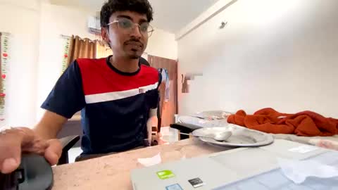 Snapshot of maskboyz2003 chatting on 11, 3, 2025 maskboyz2003 online show from 11, 3, 2025