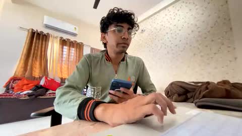 Snapshot of maskboyz2003 chatting on 24, 11, 2025 maskboyz2003 online show from 24, 11, 2025