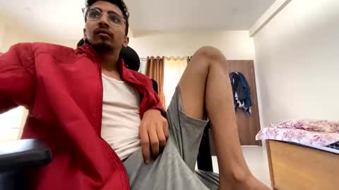 Snapshot of maskboyz2004 chatting on 9, 12, 2024 Mask Boy online show from 9, 12, 2024