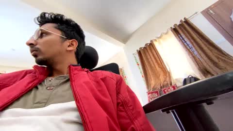 Snapshot of maskboyz2004 chatting on 13, 12, 2024 Mask Boy online show from 13, 12, 2024