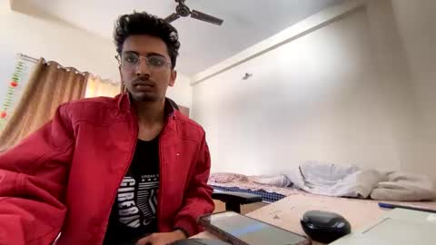 Snapshot of maskboyz2004 chatting on 16, 12, 2024 Mask Boy online show from 16, 12, 2024