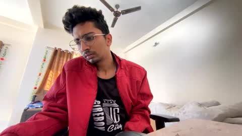 Snapshot of maskboyz2004 chatting on 20, 12, 2024 Mask Boy online show from 20, 12, 2024