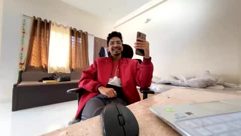 Snapshot of maskboyz2004 chatting on 1, 1, 2025 Mask Boy online show from 1, 1, 2025