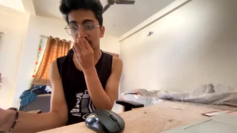 Snapshot of maskboyz2004 chatting on 16, 1, 2025 Mask Boy online show from 16, 1, 2025