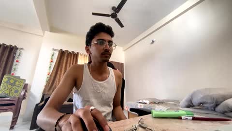 Snapshot of maskboyz2004 chatting on 21, 1, 2025 Mask Boy online show from 21, 1, 2025