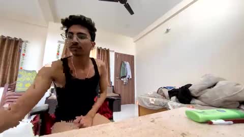 Snapshot of maskboyz2004 chatting on 22, 1, 2025 Mask Boy online show from 22, 1, 2025