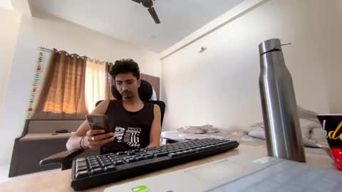 Snapshot of maskboyz2004 chatting on 7, 2, 2025 Mask Boy online show from 7, 2, 2025