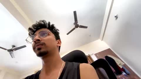 Snapshot of maskboyz2004 chatting on 13, 2, 2025 Mask Boy online show from 13, 2, 2025