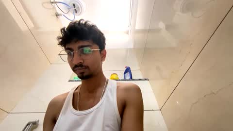 Snapshot of maskboyz2004 chatting on 21, 2, 2025 Mask Boy online show from 21, 2, 2025