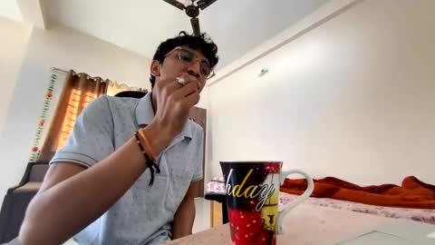 Snapshot of maskboyz2004 chatting on 23, 2, 2025 Mask Boy online show from 23, 2, 2025