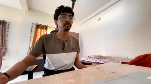 Snapshot of maskboyz2004 chatting on 27, 2, 2025 Mask Boy online show from 27, 2, 2025